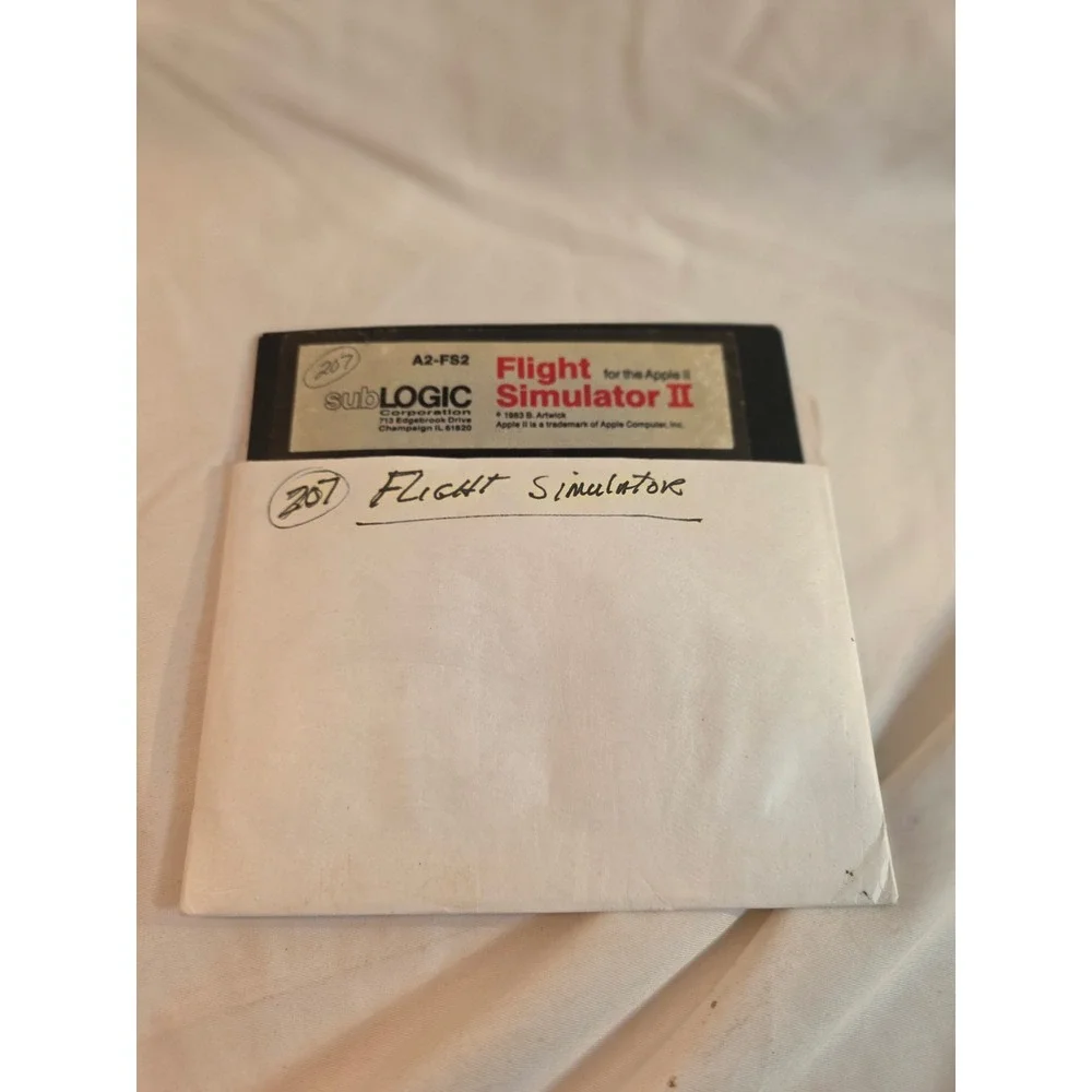 SubLOGIC Flight Simulator II Apple II 1983 Vintage 5.25 Floppy Disk A2-FS2